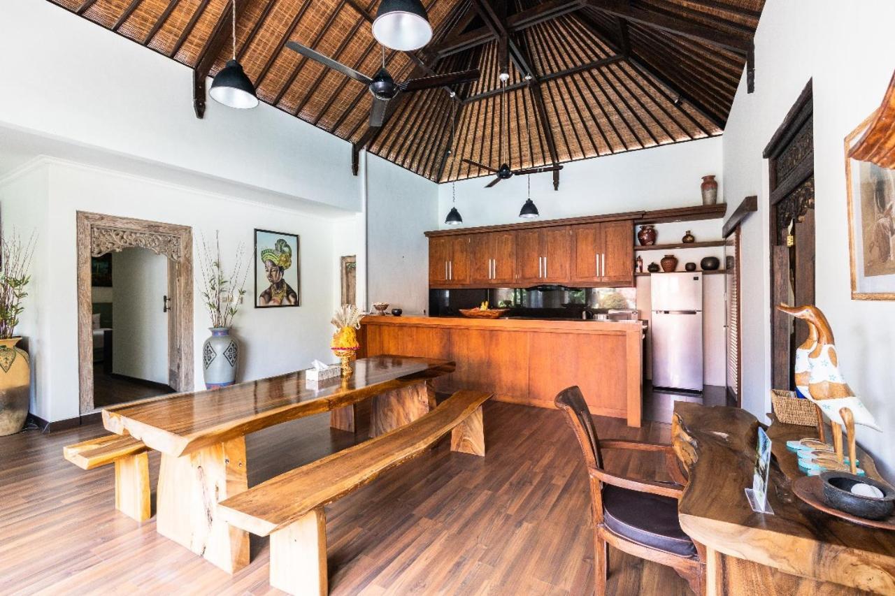 Villa Nesanur - Comfortable & Spacious Beachside Sanur Exterior foto