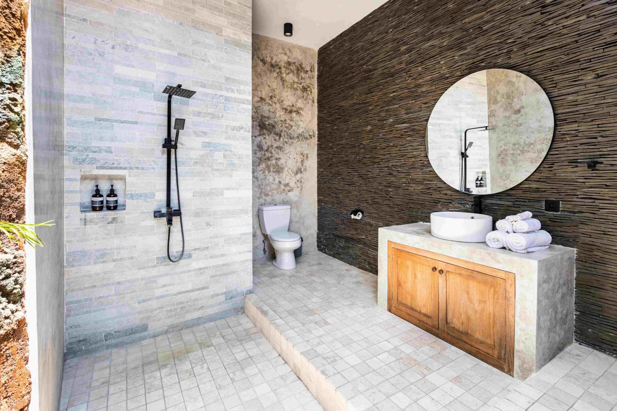 Villa Nesanur - Comfortable & Spacious Beachside Sanur Exterior foto